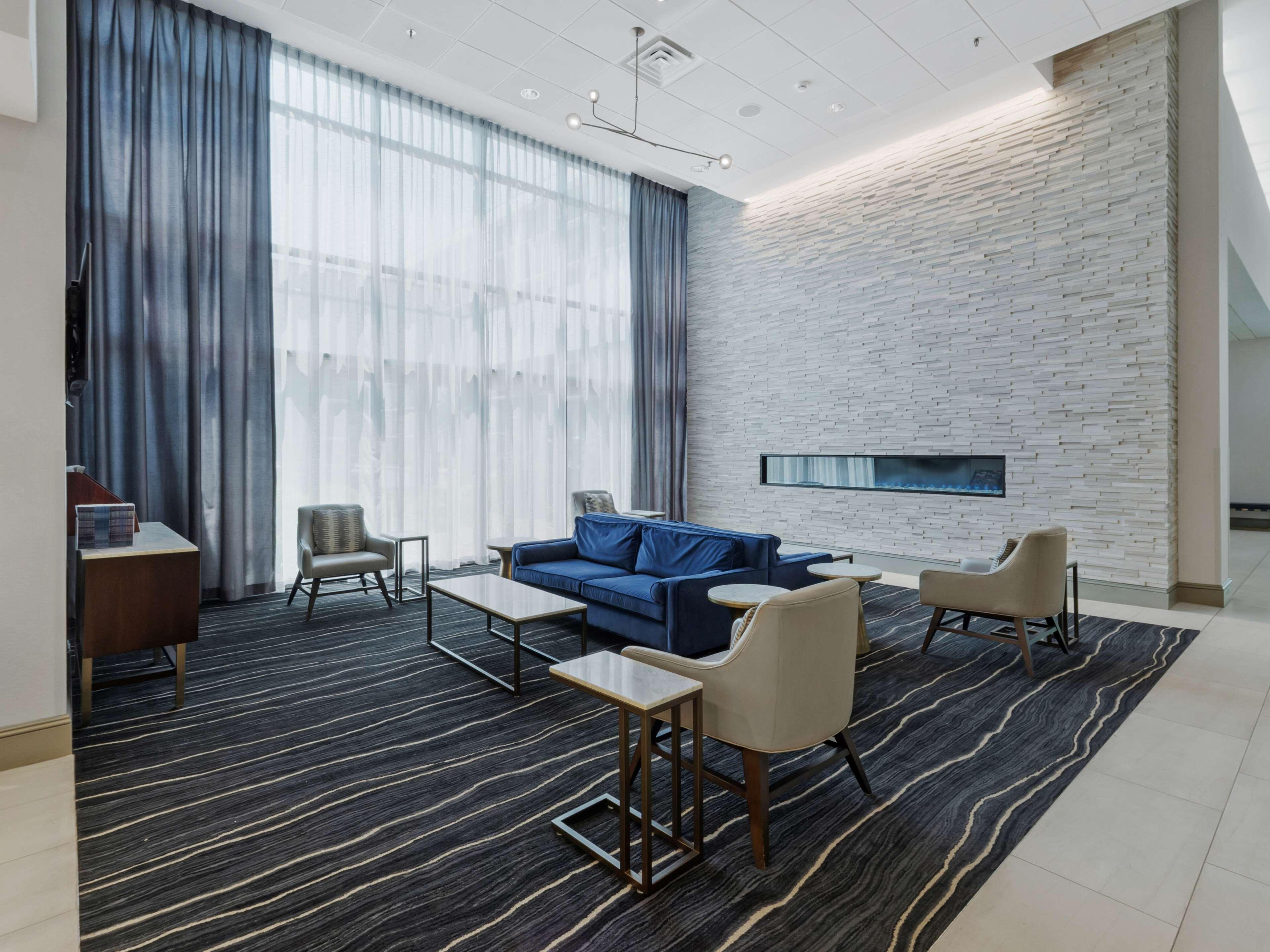 Doubletree By Hilton Charlottesville Eksteriør billede