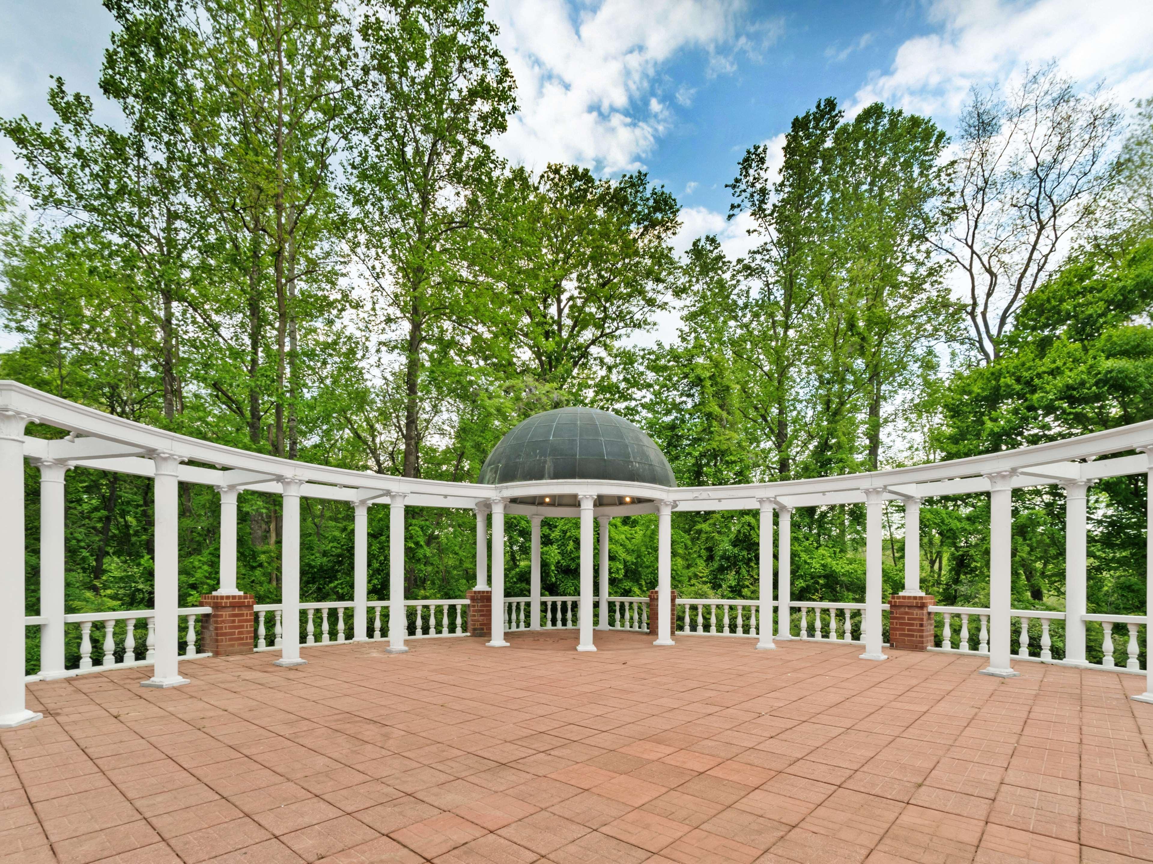 Doubletree By Hilton Charlottesville Eksteriør billede