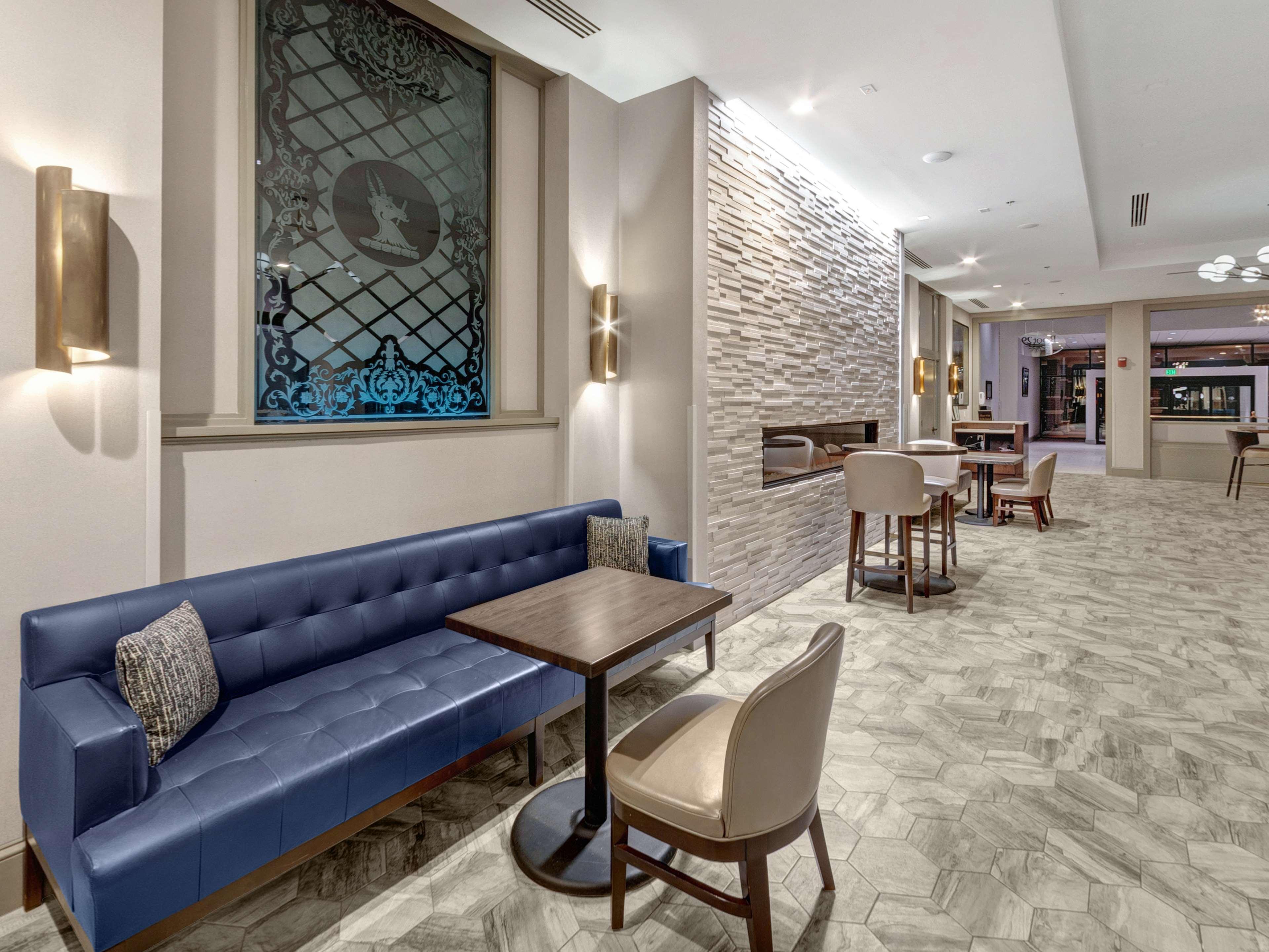 Doubletree By Hilton Charlottesville Eksteriør billede