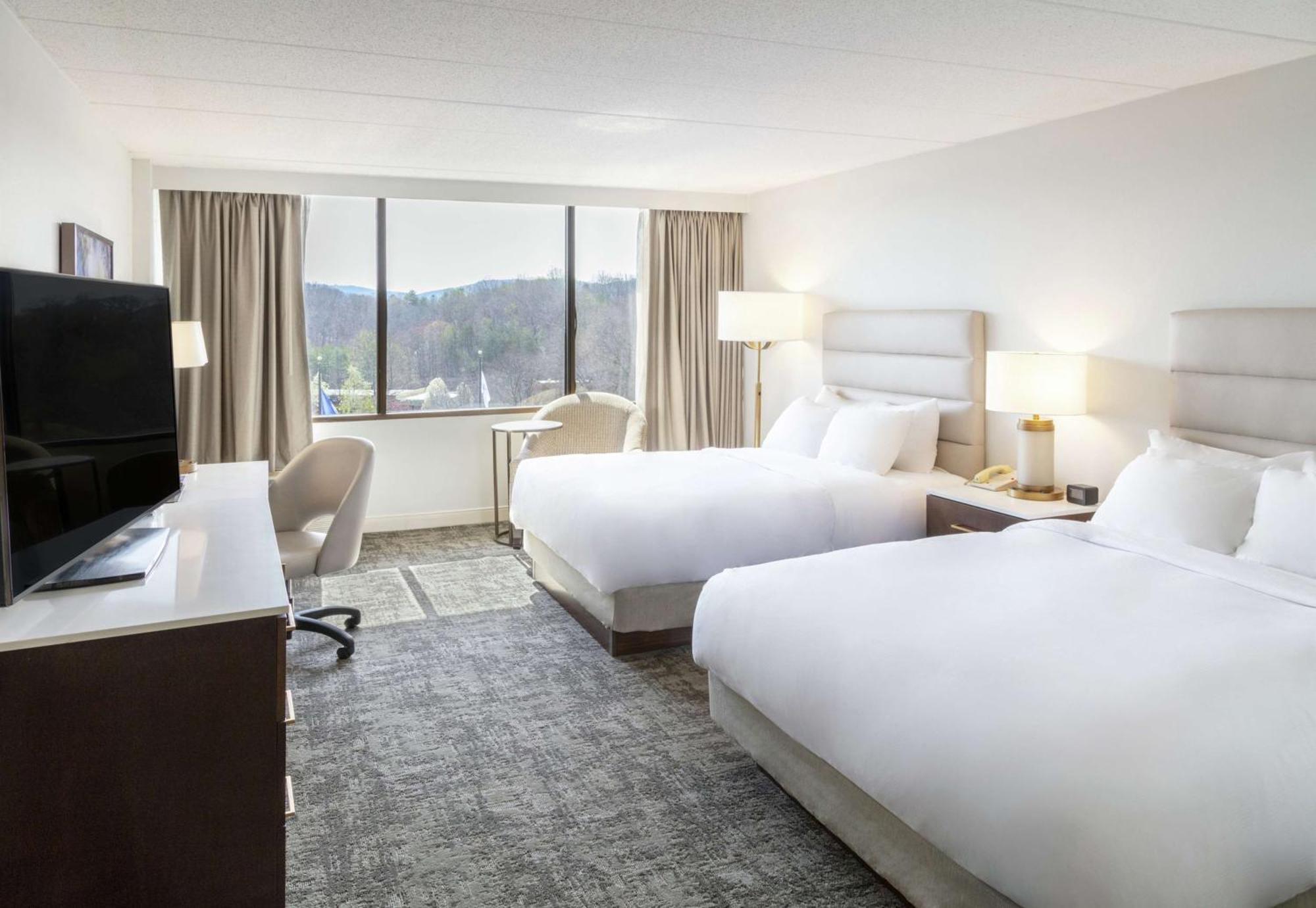 Doubletree By Hilton Charlottesville Eksteriør billede