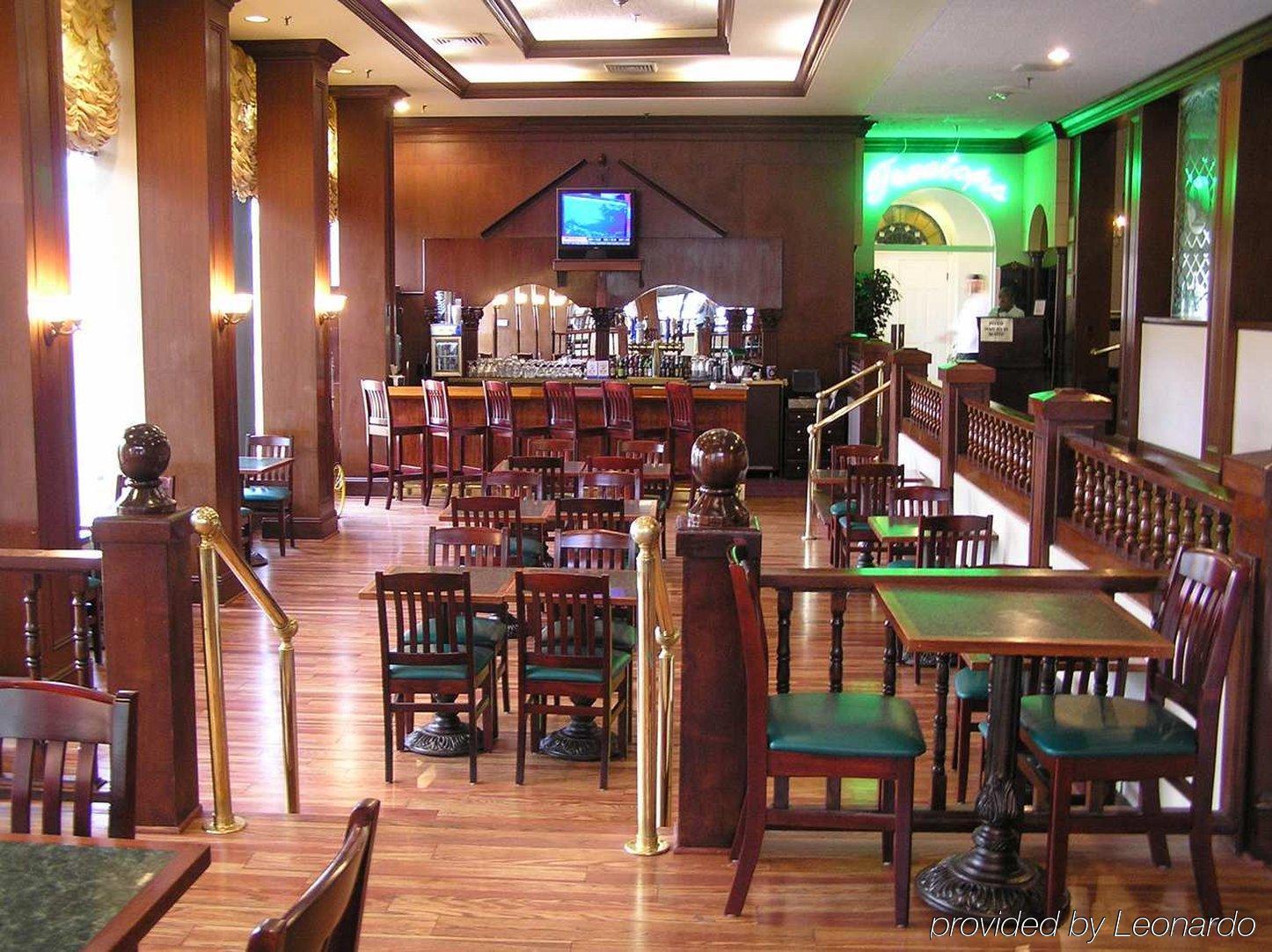 Doubletree By Hilton Charlottesville Restaurant billede